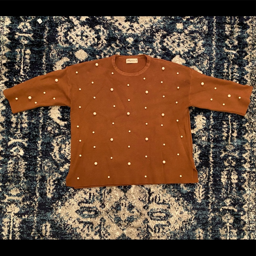 Pearl sweater